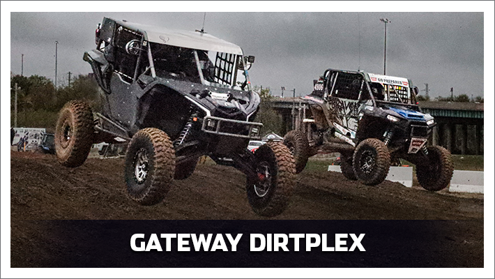 Photo of Trucks Racing on dirt track - caption Gateway DirtPlex - Click to open page
